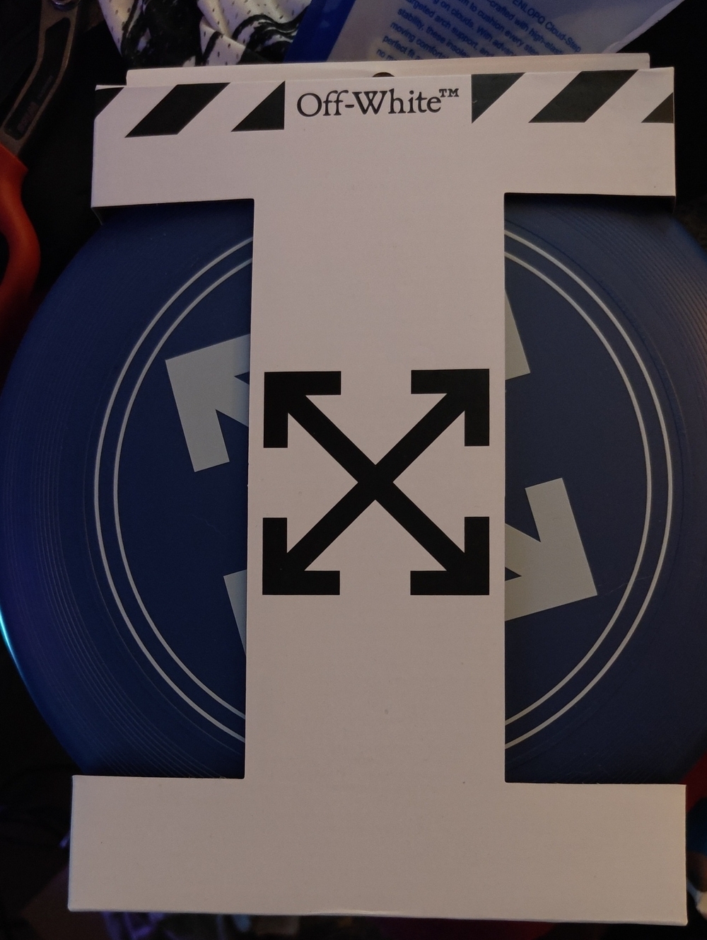 Off-White White and Black Outdoor Disc Holder